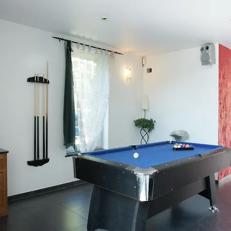 House In Moulin Du Ruy With Forest Views בית נופש *