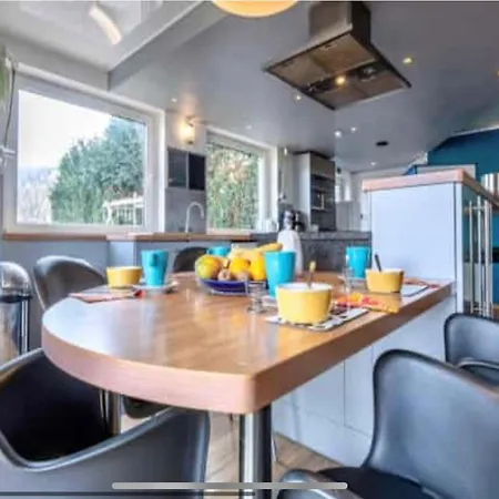 House In Moulin Du Ruy With Forest Views * סטומונט