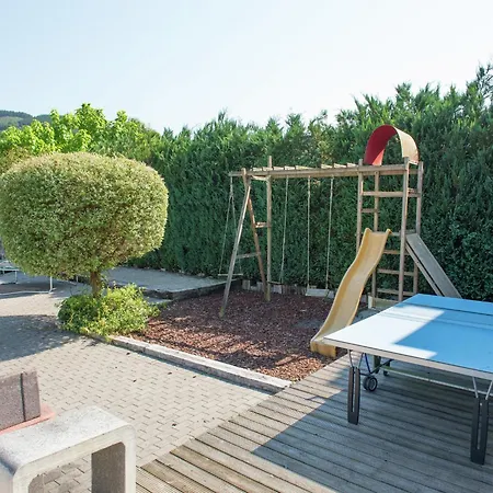 House In Moulin Du Ruy With Forest Views בית נופש