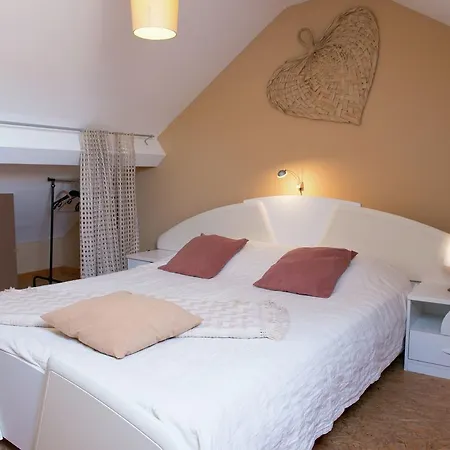 House In Moulin Du Ruy With Forest Views Tatil Evi Stoumont